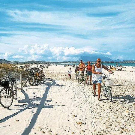 Locazione Turistica Case Coda Cavallo بيت للعطل *